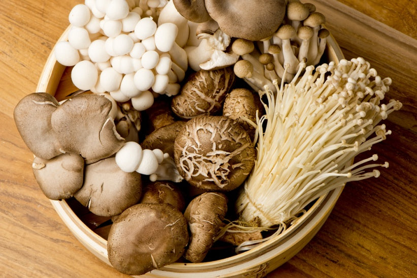 ARE MUSHROOMS A SUPERFOOD FOR YOUR HAIR & SKIN? YOU BETCHA!