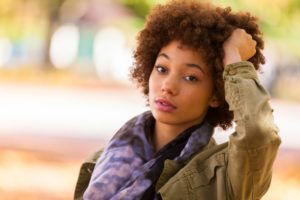 TIPS FOR TRANSITIONING TO NATURAL HAIR